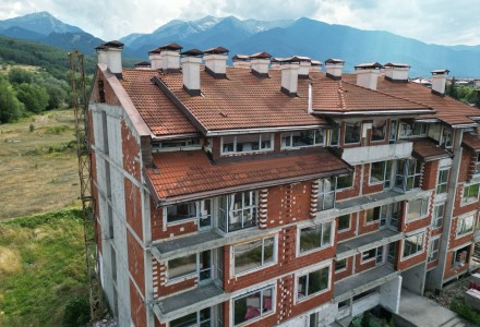Нов комплекс с гледка към планината в Банско